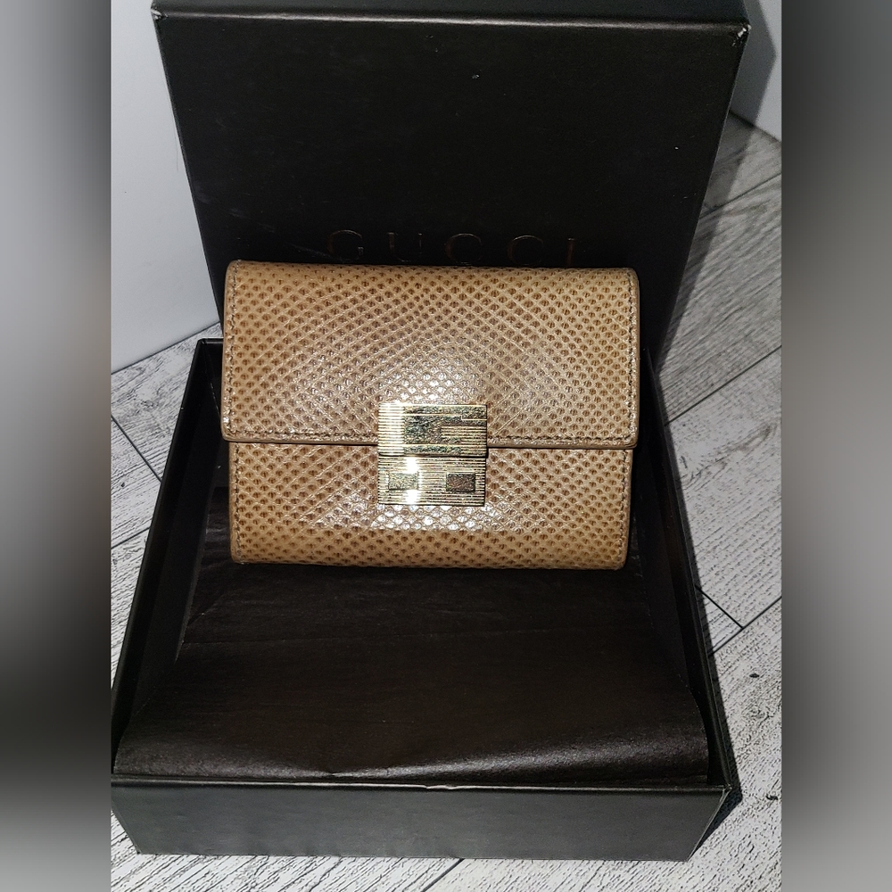 Authentic Gucci Snakeskin Python Wallet Card Holder Gold Yellow Beidge With Box